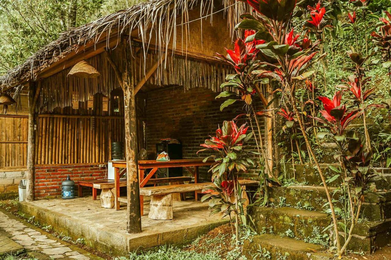 Buda'S Homestay Lemukih Pabean Buleleng Exterior foto