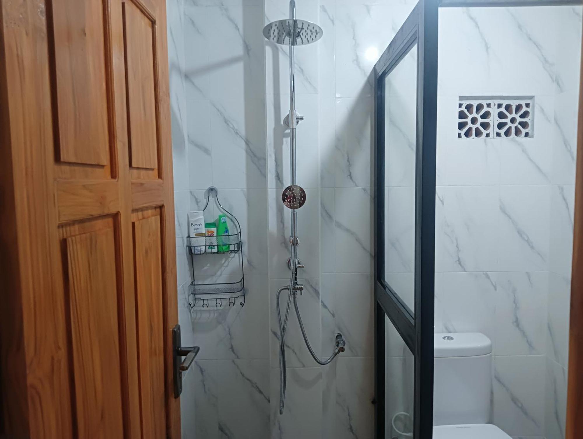 Buda'S Homestay Lemukih Pabean Buleleng Exterior foto